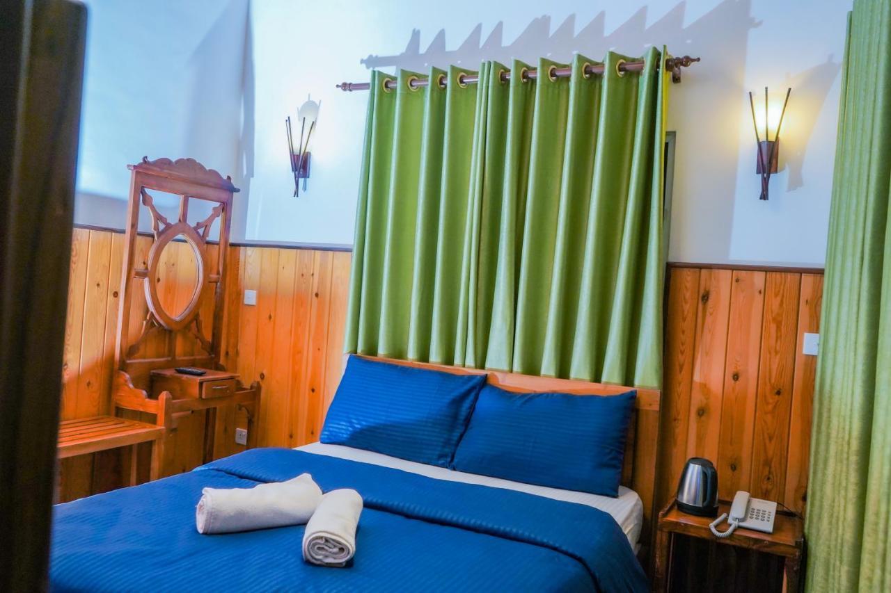 Blue Moon Residency Hotel Nuwara Eliya Eksteriør billede