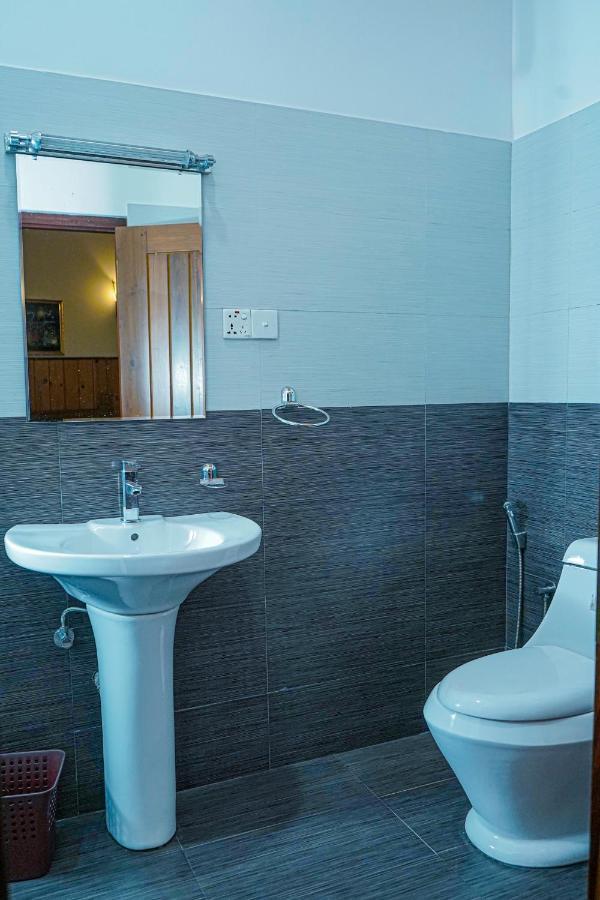 Blue Moon Residency Hotel Nuwara Eliya Eksteriør billede